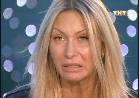 Катя Колисниченко решила увести Самсонова у Элины Карякиной?!