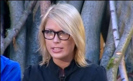 Оксану Ряска хотят насильно увезти домой! Оксану Ряска хотят насильно увезти домой!