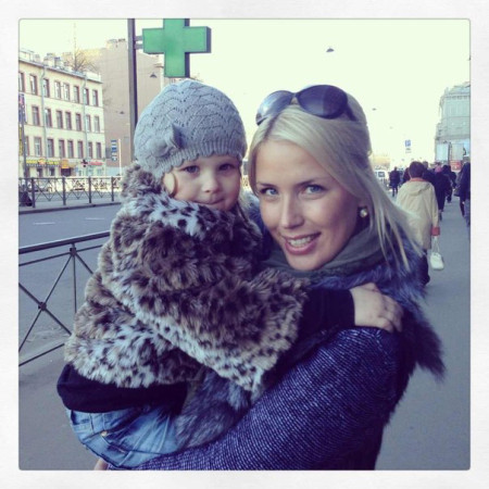 Оксана Ряска в своей группе. Часть 4