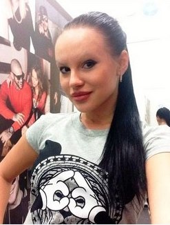 Фирменные брови Охулковой. Фото без них Фирменные брови Охулковой. Фото без них