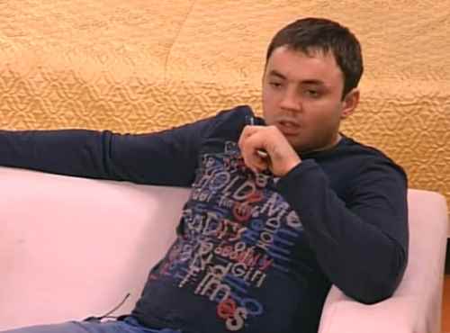 Саша Гобозов продолжает воевать!