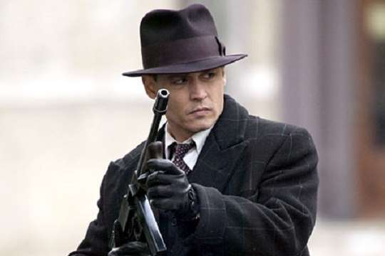 Да тебе ноги прострелят, кричала пьяная Охулкова… Да тебе ноги прострелят, кричала пьяная Охулкова…