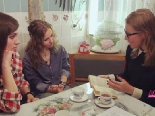 «Монд»: 12 абсурдных моментов интервью Собчак с Pussy Riot