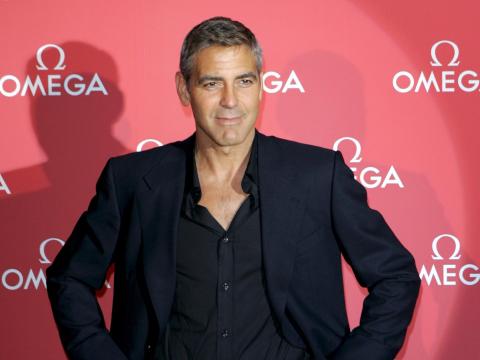 Джордж Клуни продаст вакантное место своей спутницы.