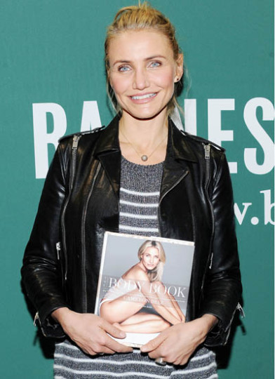 Cameron Diaz signs copies of "The Body Book" Cameron Diaz signs copies of "The Body Book"