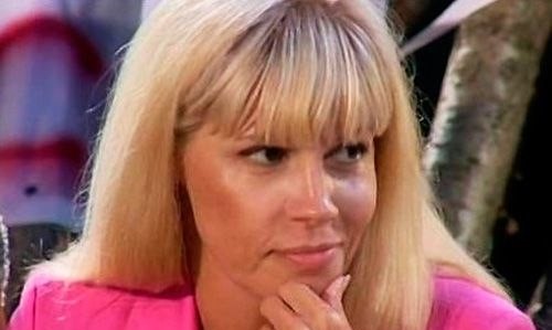 Оказывается Света закрутила с админом.