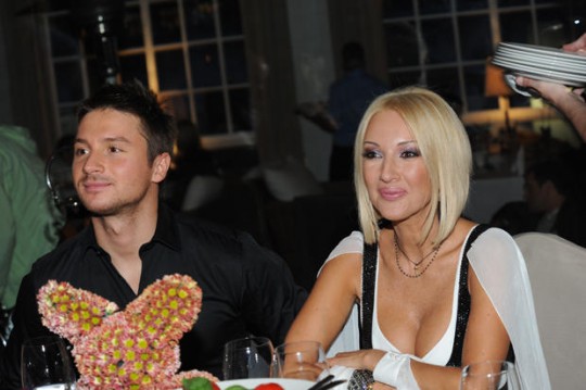 Сергей Лазарев и Лера Кудрявцева чтут традиции.