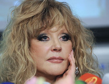 Алла Пугачёва открыла школу. Алла Пугачёва открыла школу.