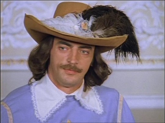 Михаил Боярский в образе Д`Артаньяна галопом отправился в Сочи. Михаил Боярский в образе Д`Артаньяна галопом отправился в Сочи.