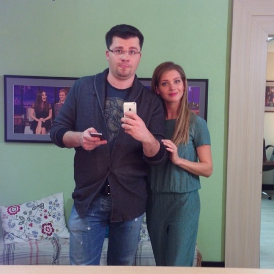 Кристина Асмус и Гарик Харламов выбрали крёстного.