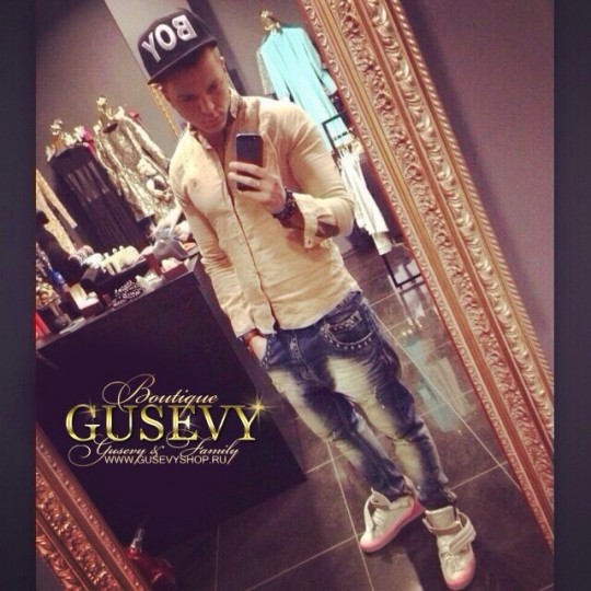 5A_kFfQ9S6Y
