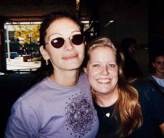 Сестру Джулии Роберст нашли мёртвой. Сестру Джулии Роберст нашли мёртвой.