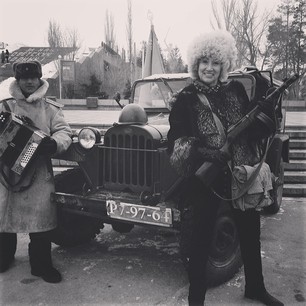 Шаляпин и Копенкина поздравили мужчин с их заслуженным праздником.