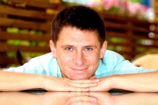 Кристина Асмус и Гарик Харламов выбрали крёстного.