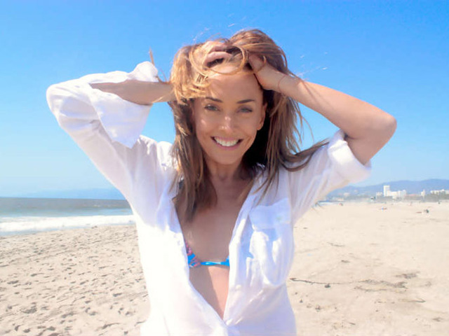 Жанна Фриске возглавила список самых популярных российских звёзд.