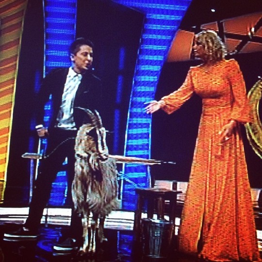 Волочкова стала дояркой. Волочкова стала дояркой.