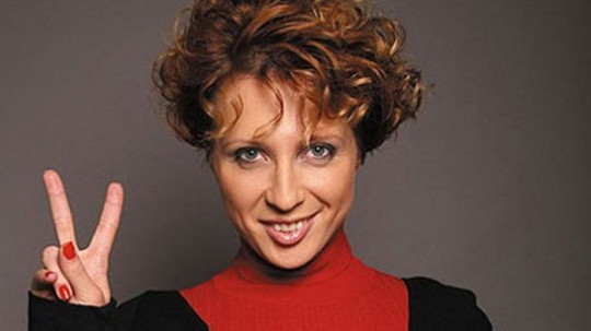 Яна Чурикова хвастается своими кубиками пресса.