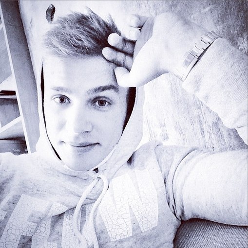 qyYRQxTJfbg