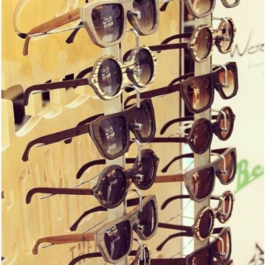 Ёлка создала солнцезащитные очки. Ёлка создала солнцезащитные очки.