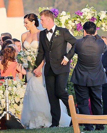 Nick Carter gets married to fiance Lauren Kitt in Santa Barbara