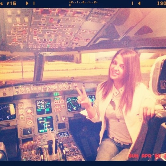 Юлия Исаева. Свежие фото бывшей участницы дом 2 07.04.14 Юлия Исаева. Свежие фото бывшей участницы дом 2 07.04.14