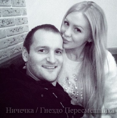 Алексей Самсонов и Юля Щаулина общаются ВКонтакте