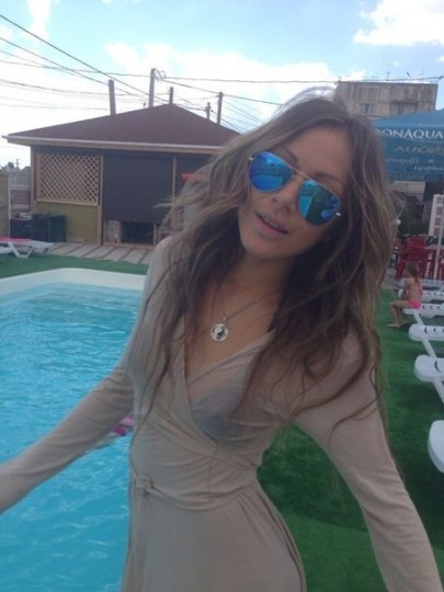 z-yupwgErUA z-yupwgErUA