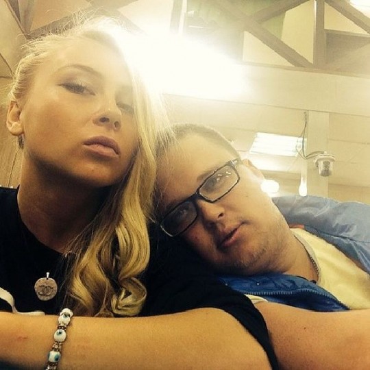 Новенькую участницу нагнали на первом голосовании 