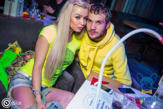 EVKQ8A4RwnM EVKQ8A4RwnM