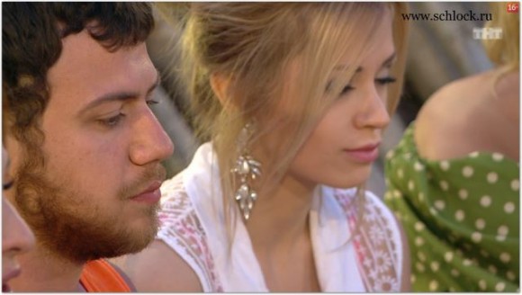 Вслед за мамой Элины, едут родственники Валеры?