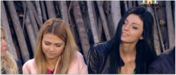 Какой рекламный товар Ане передали поздно ночью?