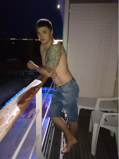 -SrYj2YlfBY