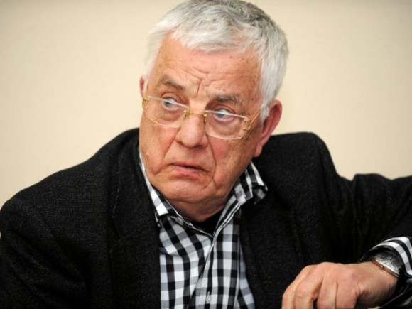 Раймонд Паулс принял решение оставить сцену