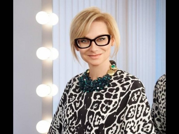 Эвелина Хромченко продемонстрировала большую коллекцию очков