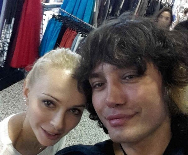 Ведущий на острове. Кто?