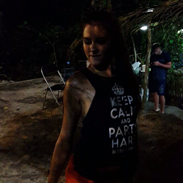 118403144_qbrCaWRpNkg 118403144_qbrCaWRpNkg