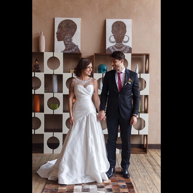 Что забыла еще одна замужняя кукушка на доме 2?