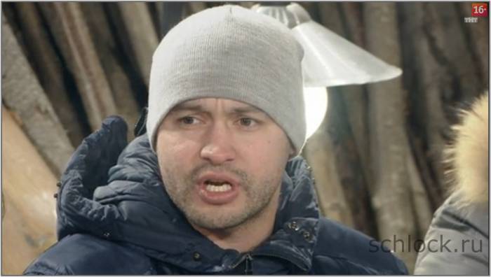 Черкасов стал бомжом?