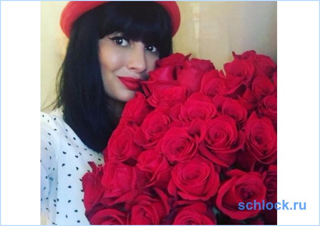 Муж Ермолаевой балует ее дорогими подарками