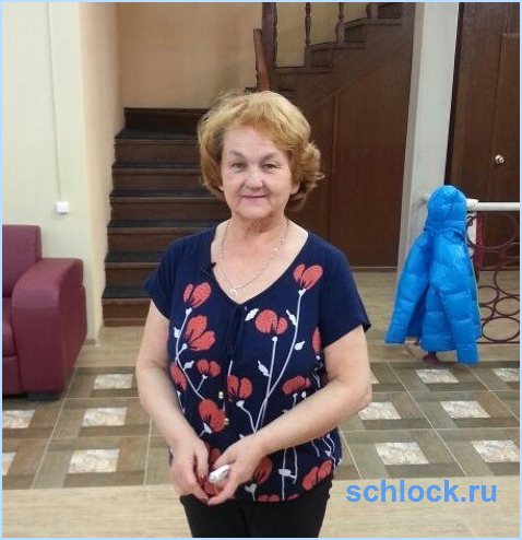 Мама Александра Гобозова оказалась на улице после ссоры с невесткой