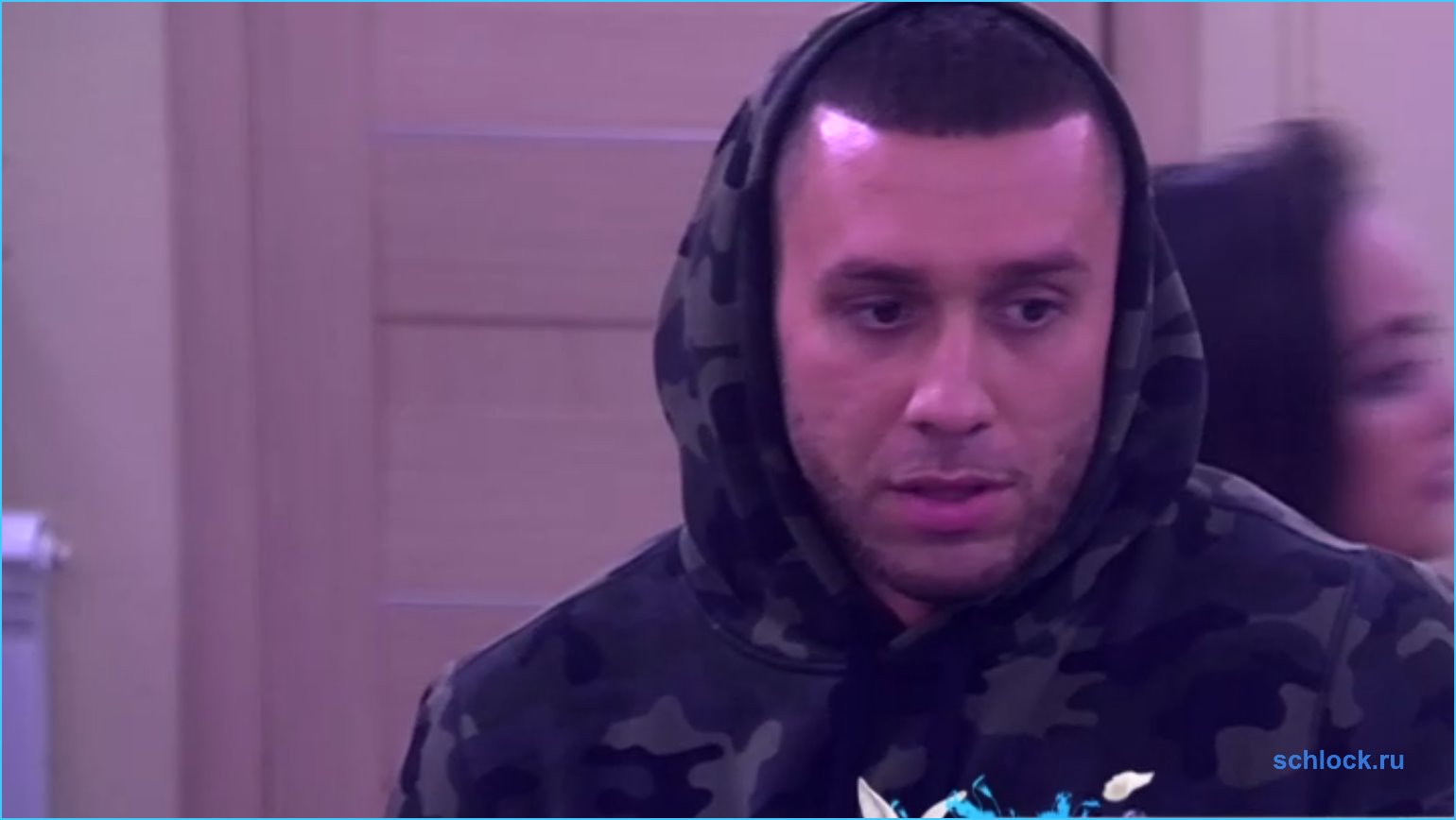 Ещё один «коронованный» на доме 2? Ещё один «коронованный» на доме 2?