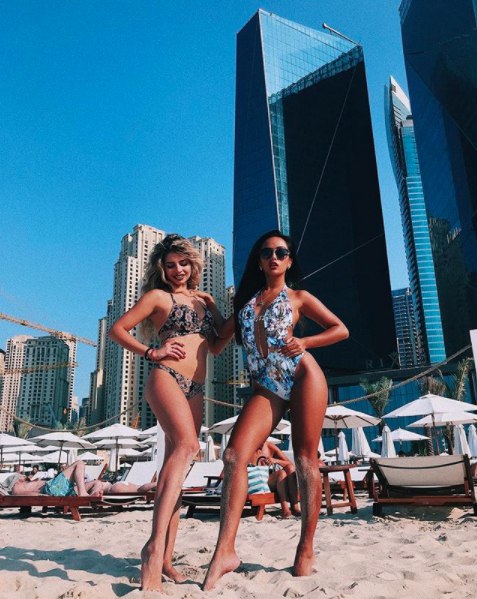 Мэри Кулешова и Алиса Литинская в Дубаи (1 декабря)