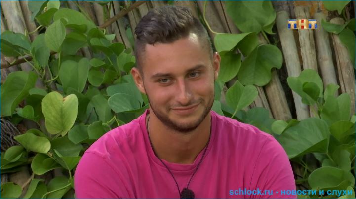 Саша Шева опять беременна?