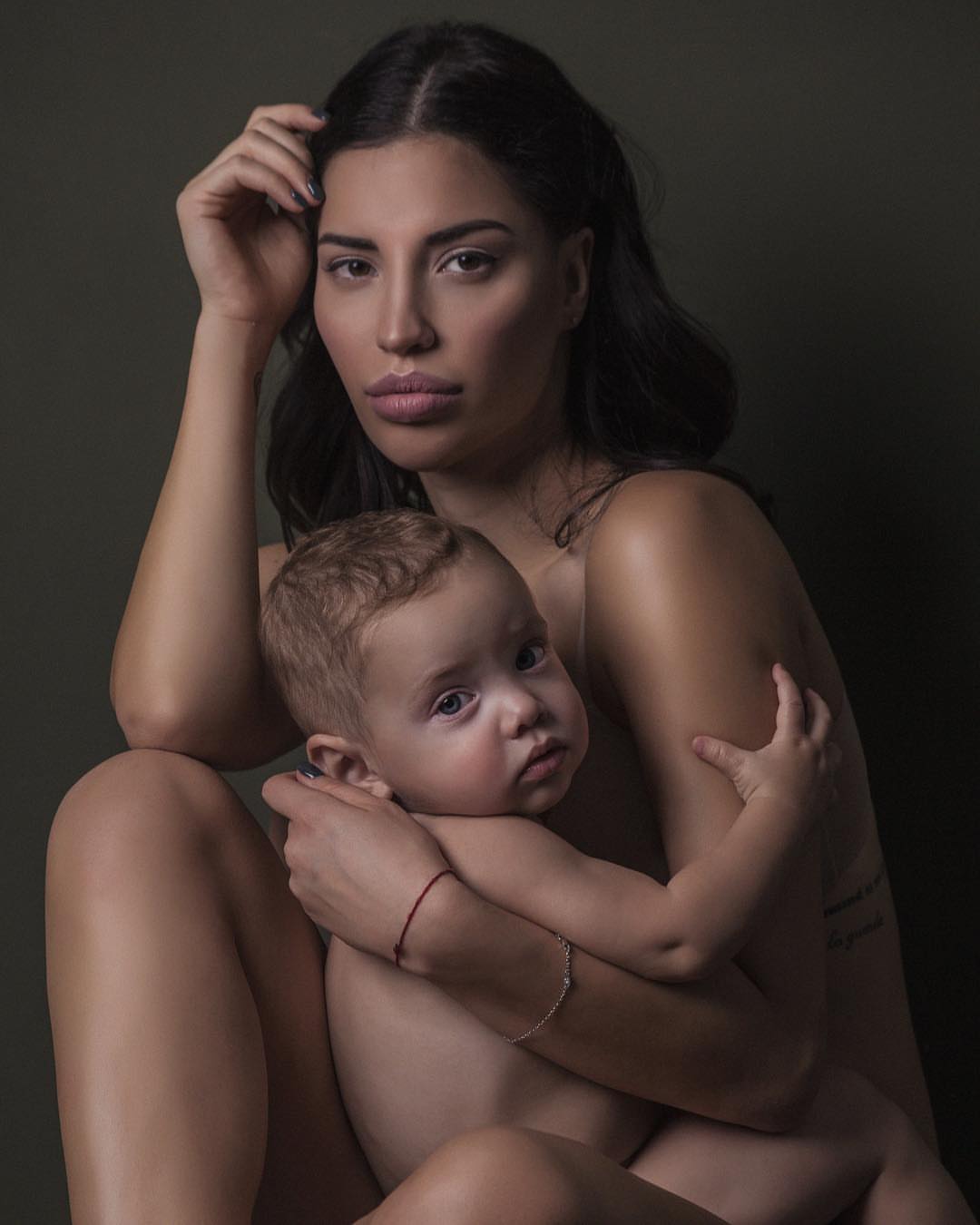 фото голая мама и ребенок (120) фото