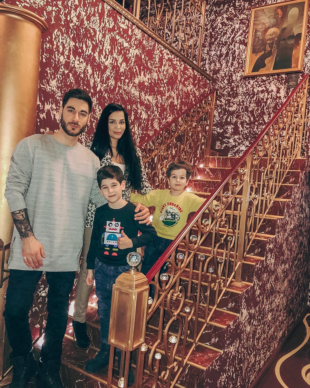 Бывшие участники и новые + ведущие дом 2. Фото 21.03.2019