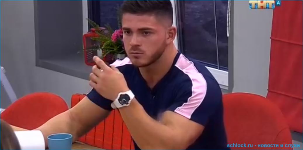 Роман Капаклы не может закрыть рот Александре Черно Роман Капаклы не может закрыть рот Александре Черно