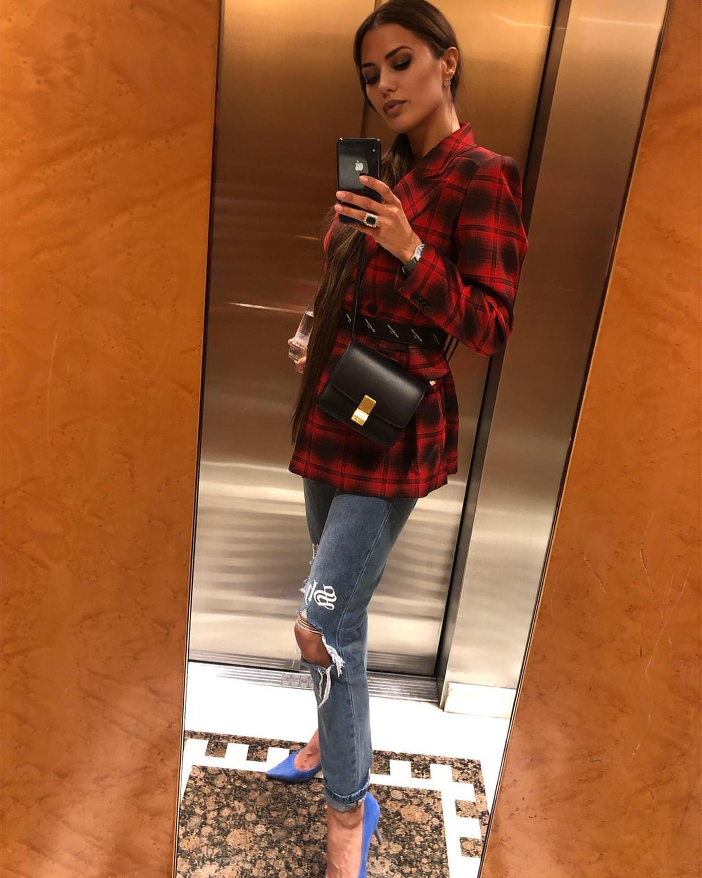 victoriabonya_1557559975