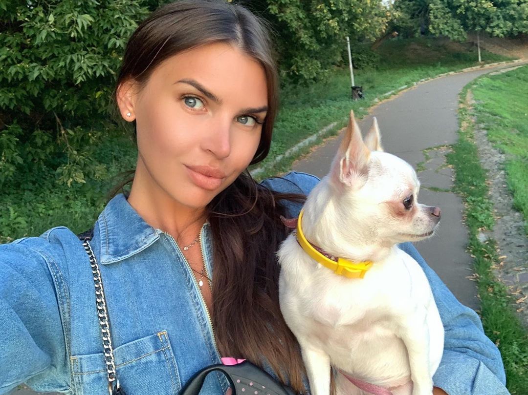 eshli_see_1566579056