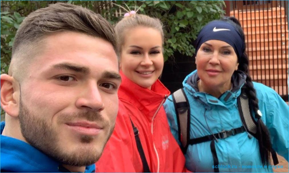 Роман Капаклы познакомит свою маму с Татьяной Африкантовой Роман Капаклы познакомит свою маму с Татьяной Африкантовой