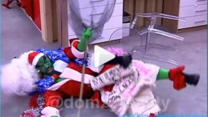 Анонс на шлоке дом 2 на 30.12.20. Гринч Григорьев украл у участников дома 2 подарки